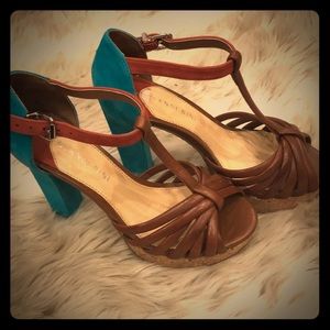 Gianni Bini Platform Heels